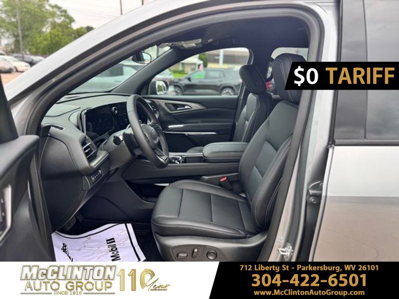 2025 Sterling Gray Metallic Chevrolet Traverse AWD LT AWD SUV