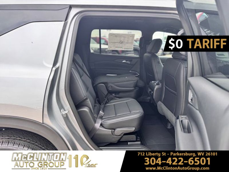 2025 Sterling Gray Metallic Chevrolet Traverse AWD LT AWD SUV