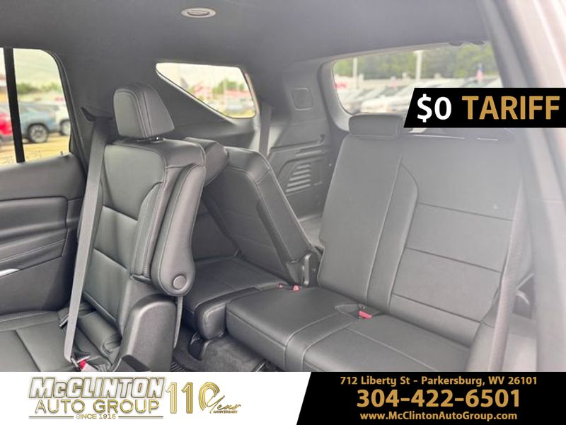 2025 Sterling Gray Metallic Chevrolet Traverse AWD LT AWD SUV