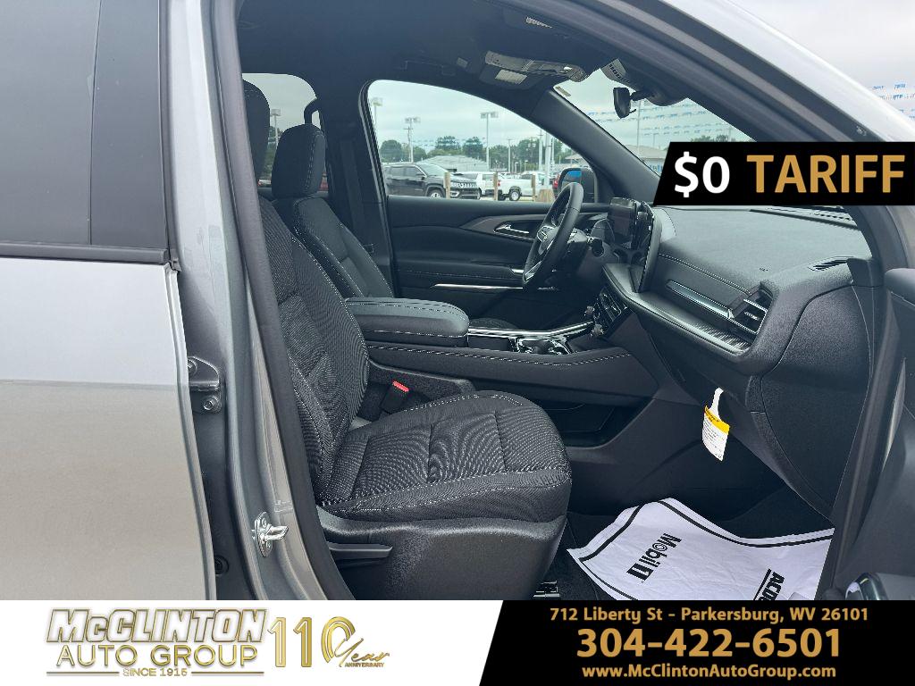2025 Sterling Gray Metallic Chevrolet Traverse AWD LT AWD SUV