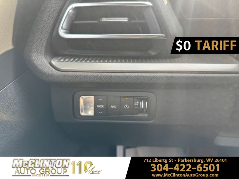 2025 Summit White Chevrolet Traverse AWD LT AWD SUV