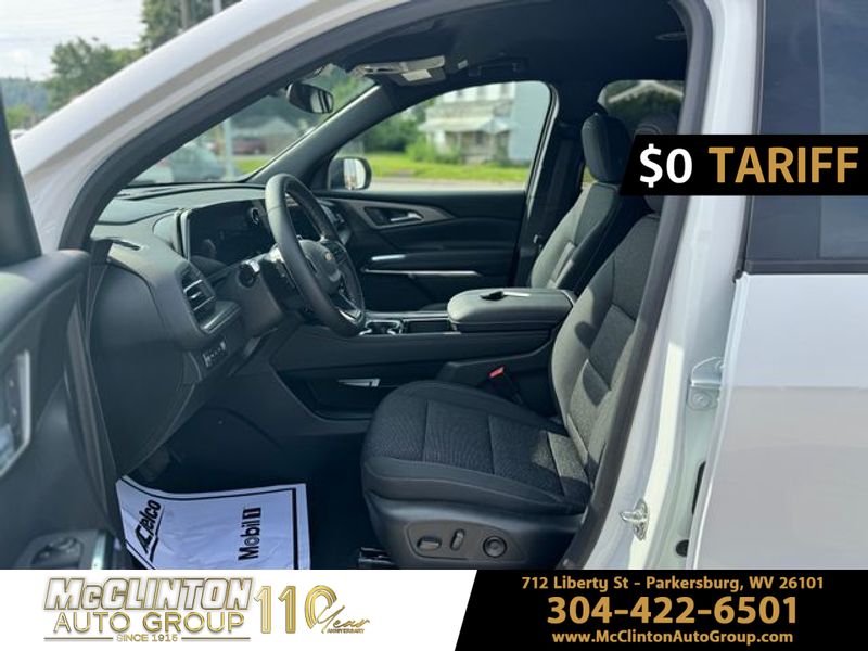 2025 Summit White Chevrolet Traverse AWD LT AWD SUV