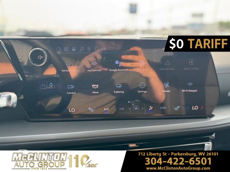 2025 Summit White Chevrolet Traverse AWD LT AWD SUV