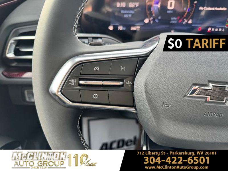 2025 Mosaic Black Metallic Chevrolet Traverse AWD Z71 AWD SUV