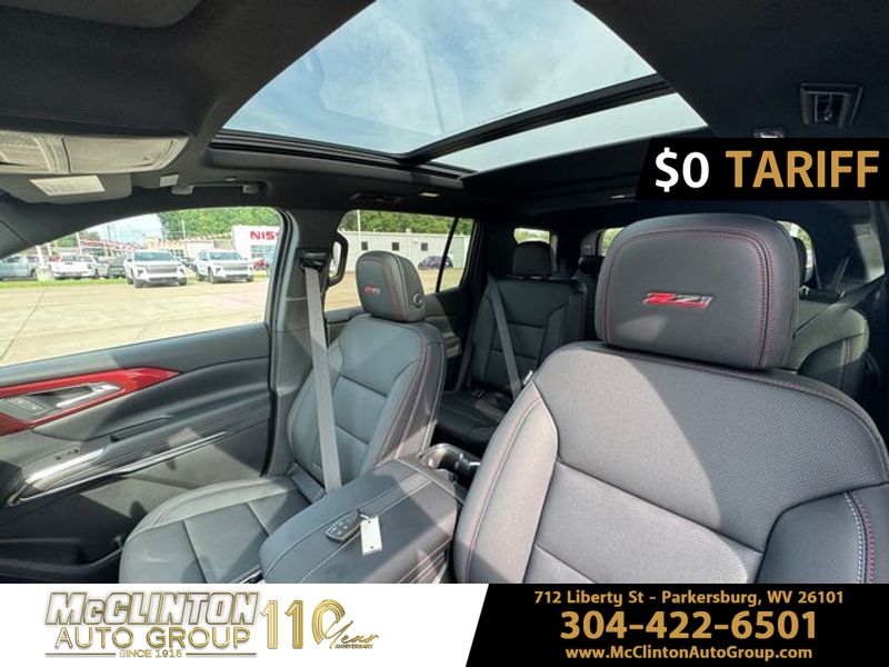 2025 Mosaic Black Metallic Chevrolet Traverse AWD Z71 AWD SUV