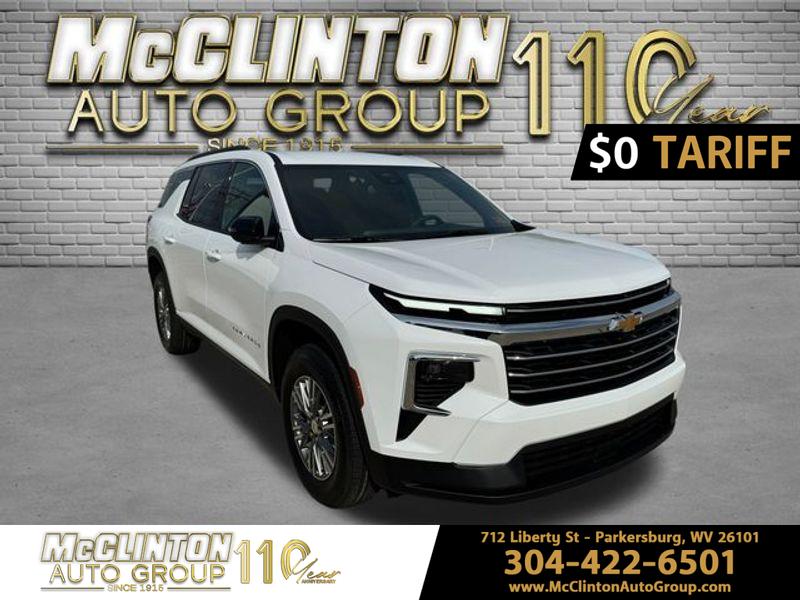 2025 Summit White Chevrolet Traverse FWD LT SUV