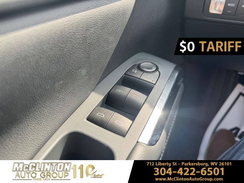 2025 Sterling Gray Metallic Chevrolet Traverse AWD LT AWD SUV