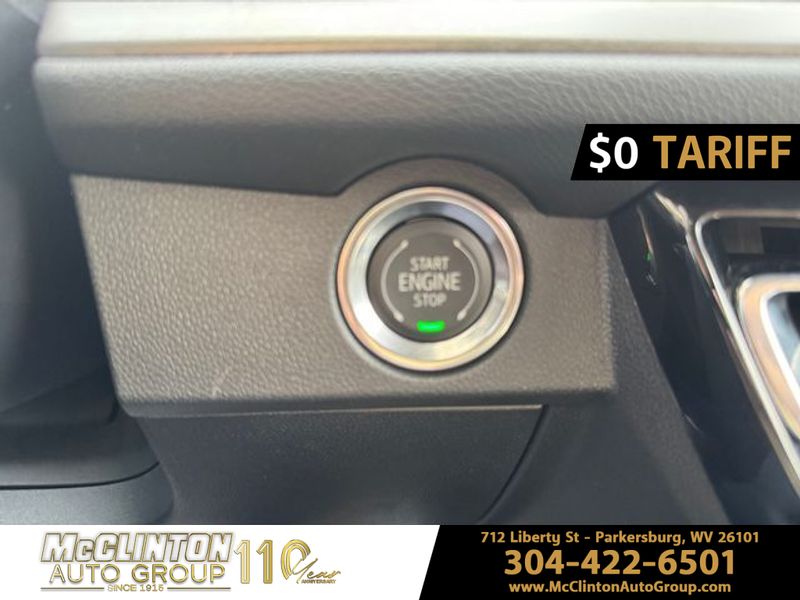 2025 Sterling Gray Metallic Chevrolet Traverse AWD LT AWD SUV