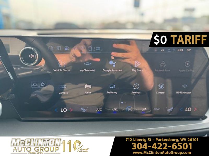 2025 Sterling Gray Metallic Chevrolet Traverse AWD LT AWD SUV