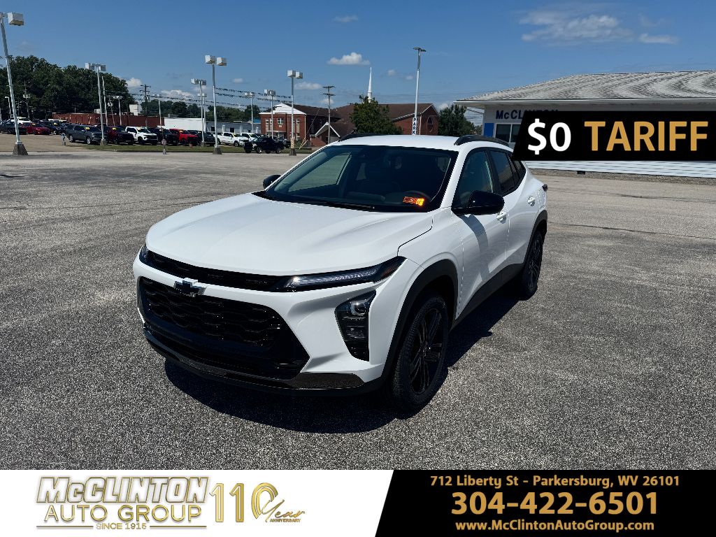 2025 Summit White Chevrolet Trax ACTIV FWD SUV