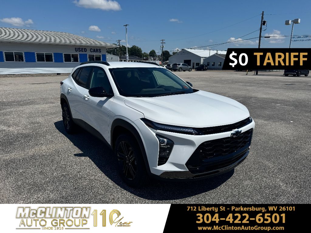2025 Summit White Chevrolet Trax ACTIV SUV