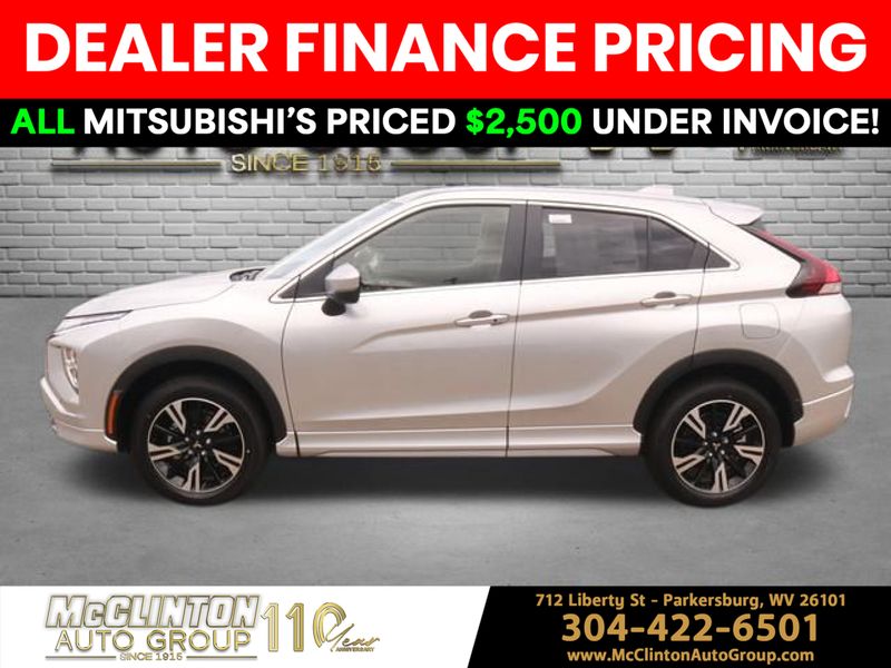 2024 Alloy Silver Metallic Mitsubishi Eclipse Cross SEL 4X4 SUV