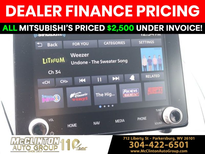 2024 Alloy Silver Metallic Mitsubishi Eclipse Cross SEL 4X4 SUV