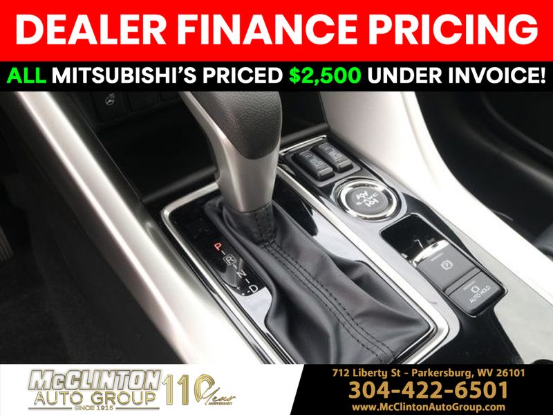 2024 Alloy Silver Metallic Mitsubishi Eclipse Cross SEL 4X4 SUV