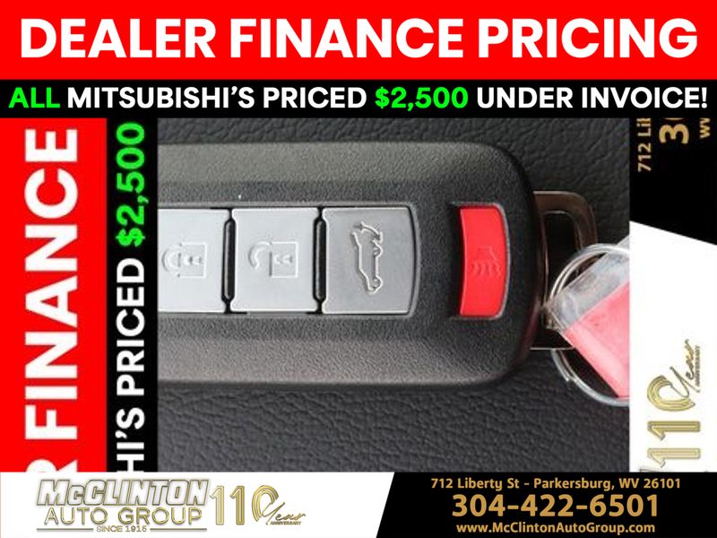2024 Alloy Silver Metallic Mitsubishi Eclipse Cross SEL 4X4 SUV