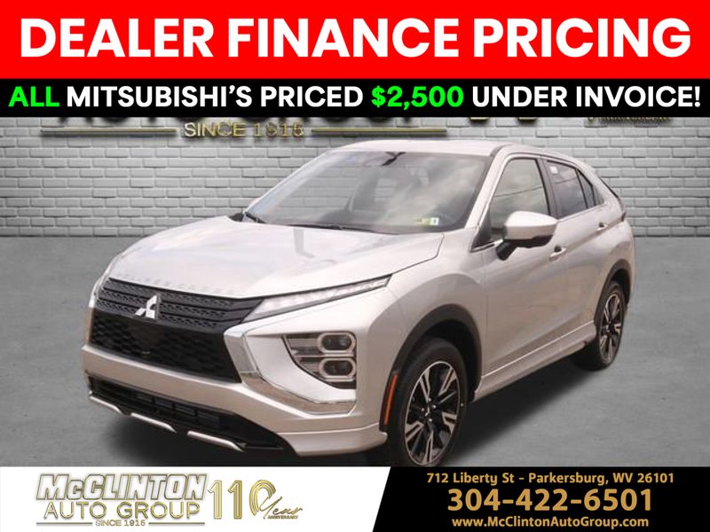 2024 Alloy Silver Metallic Mitsubishi Eclipse Cross SEL 4X4 SUV