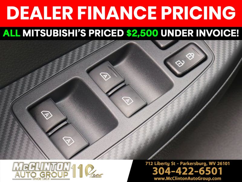 2024 Alloy Silver Metallic Mitsubishi Eclipse Cross SEL 4X4 SUV