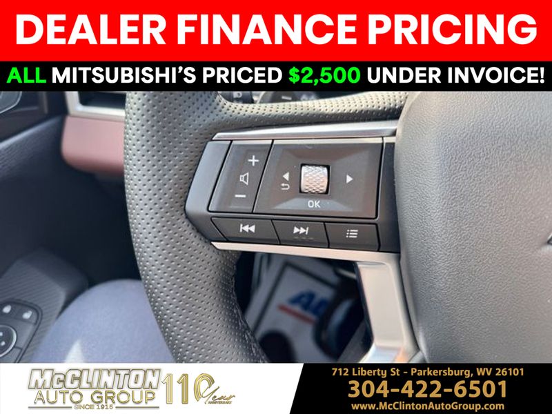 2025 Moonstone Gray Mitsubishi Outlander SEL 4X4 SUV