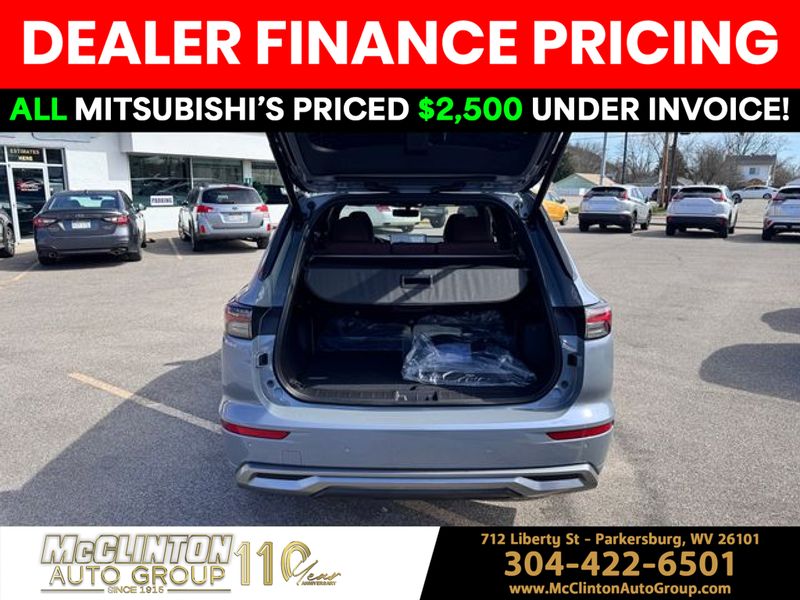 2025 Moonstone Gray Mitsubishi Outlander SEL 4X4 SUV
