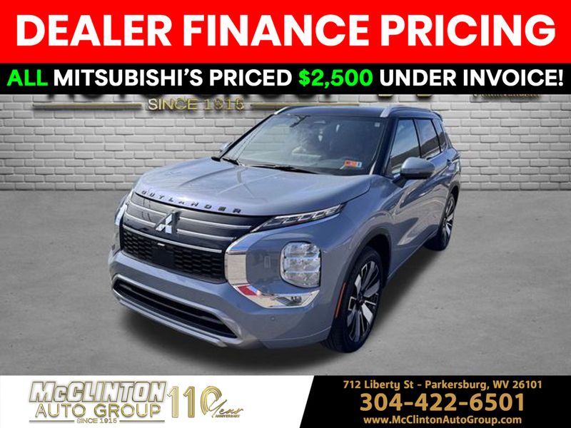 2025 Moonstone Gray Mitsubishi Outlander SEL 4X4 SUV