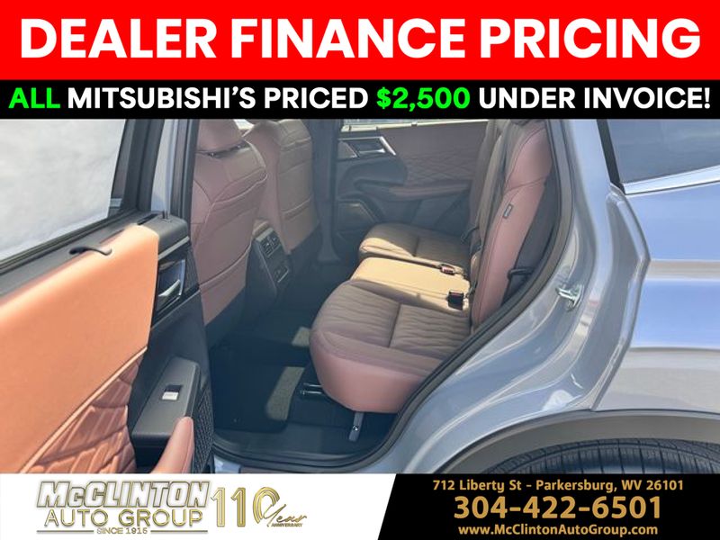 2025 Moonstone Gray Mitsubishi Outlander SEL 4X4 SUV
