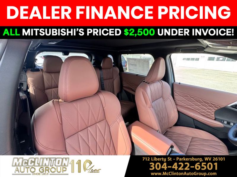 2025 Moonstone Gray Mitsubishi Outlander SEL 4X4 SUV