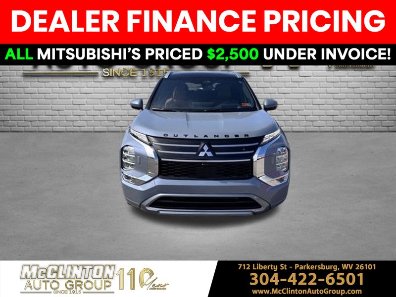 2025 Moonstone Gray Mitsubishi Outlander SEL 4X4 SUV