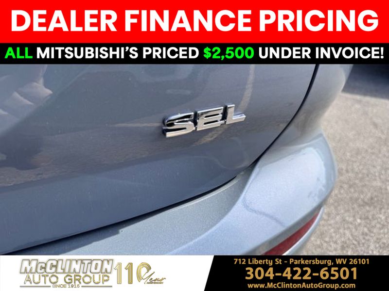 2025 Moonstone Gray Mitsubishi Outlander SEL 4X4 SUV