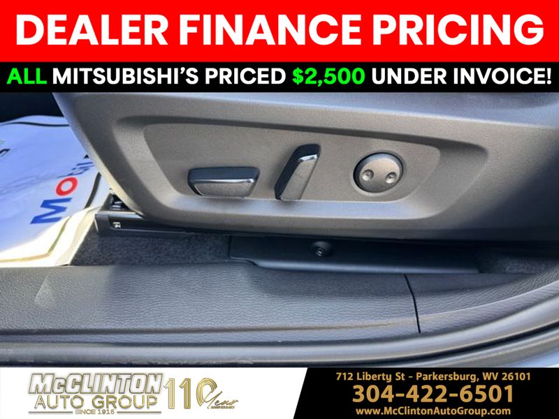 2025 Moonstone Gray Mitsubishi Outlander SEL 4X4 SUV