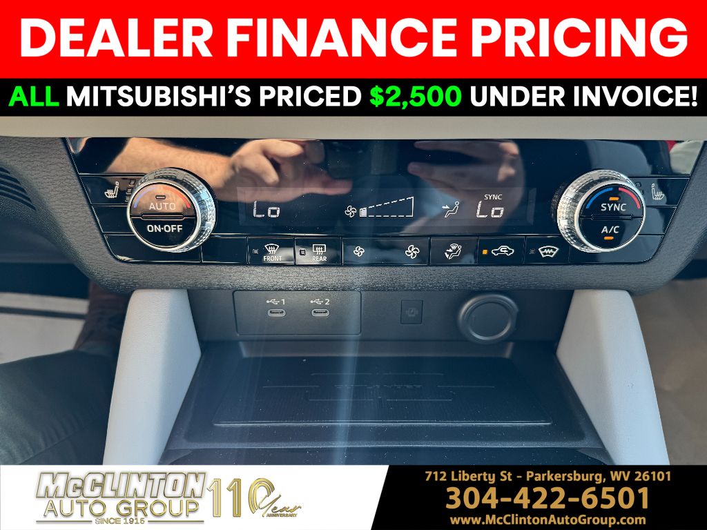 2025 Red Diamond Mitsubishi Outlander SE 4X4