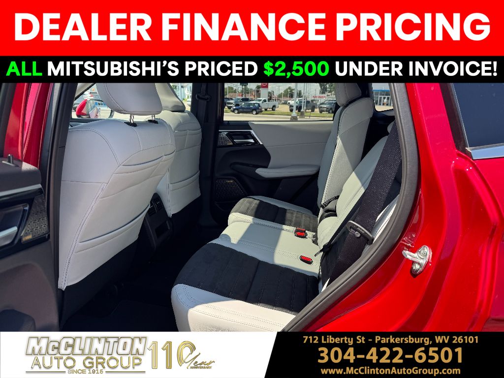 2025 Red Diamond Mitsubishi Outlander SE 4X4