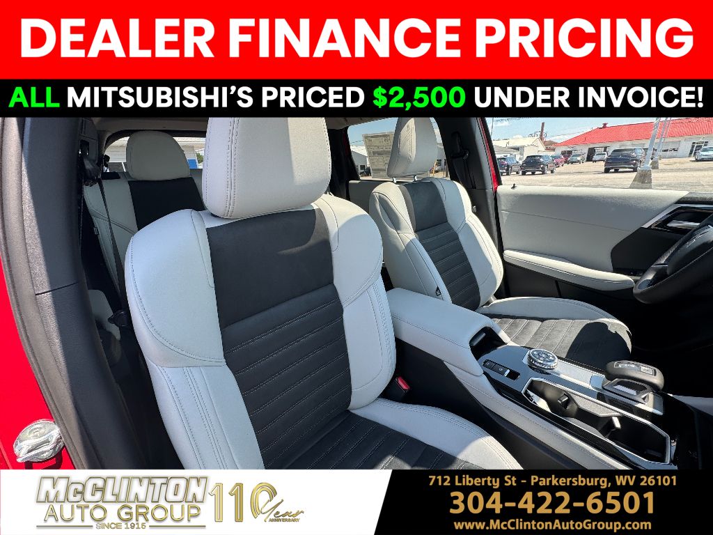 2025 Red Diamond Mitsubishi Outlander SE 4X4