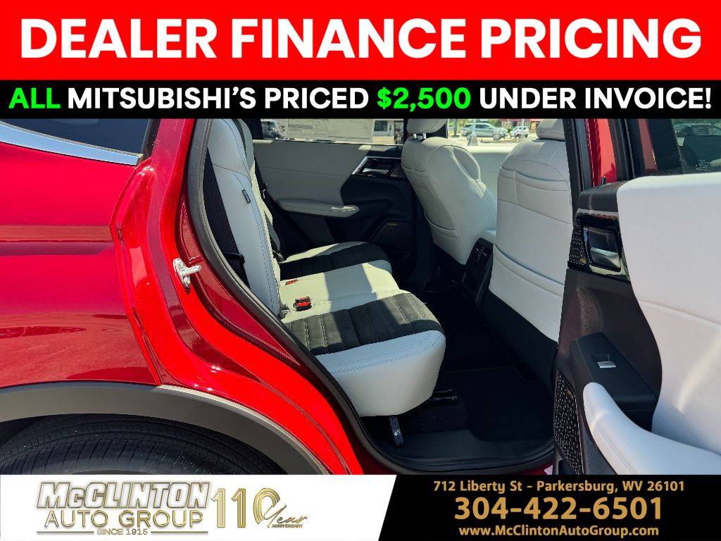 2025 Red Diamond Mitsubishi Outlander SE 4X4