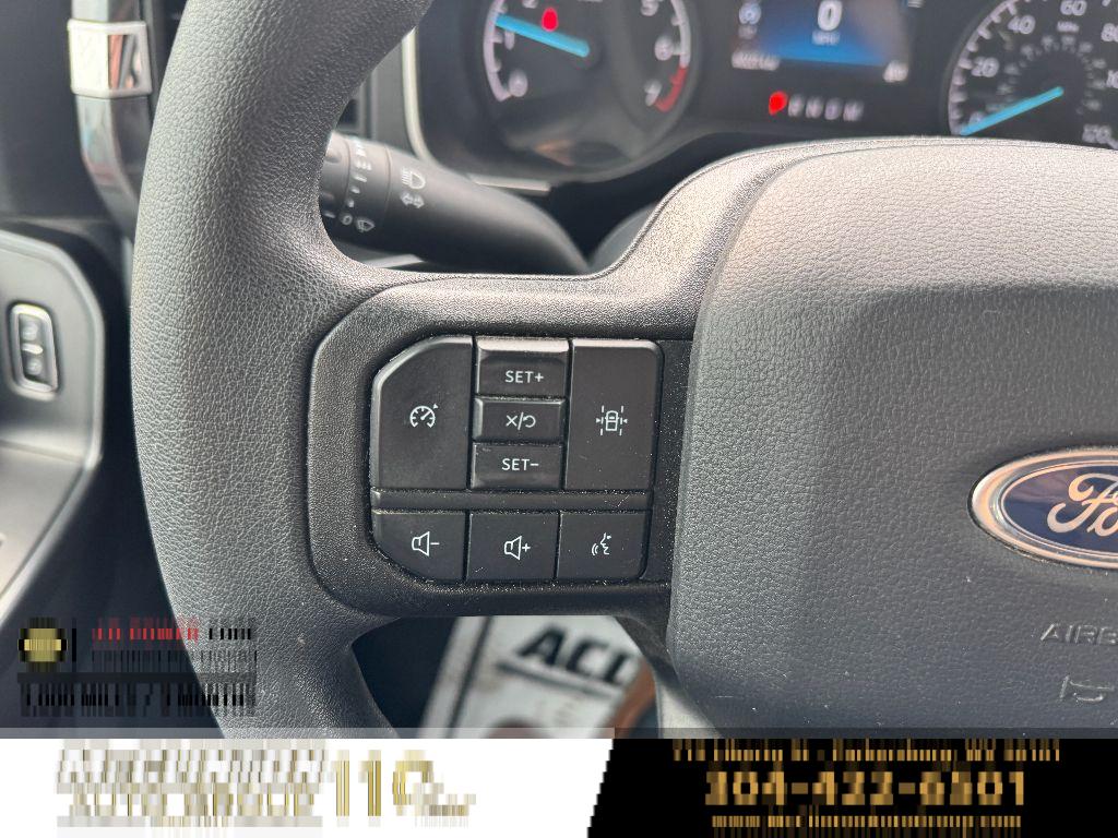 2022 Oxford White Ford F-150 XL 4X4 Truck