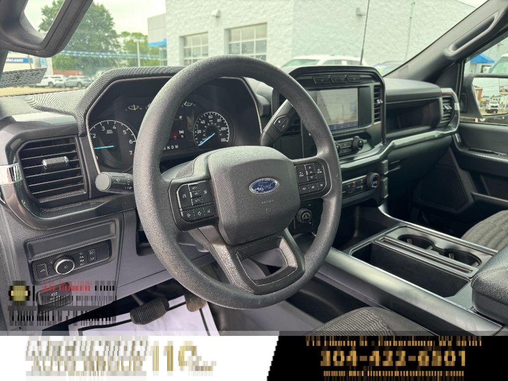 2022 Oxford White Ford F-150 XL 4X4 Truck