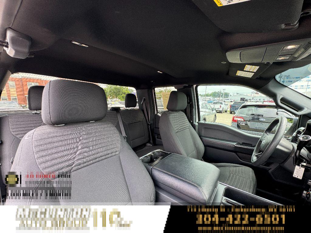 2022 Oxford White Ford F-150 XL 4X4 Truck