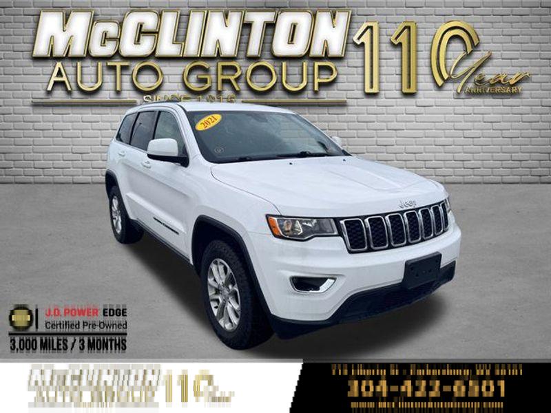 2021 Bright White Clearcoat Jeep Grand Cherokee Laredo E SUV