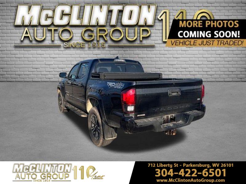 2018 Midnight Black Metallic Toyota Tacoma TRD Sport 4X4 Truck