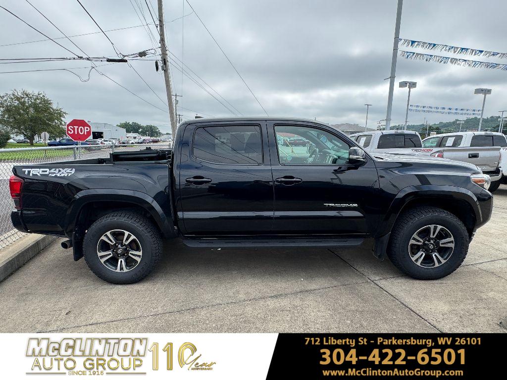 2018 Midnight Black Metallic Toyota Tacoma TRD Sport 4X4 Truck