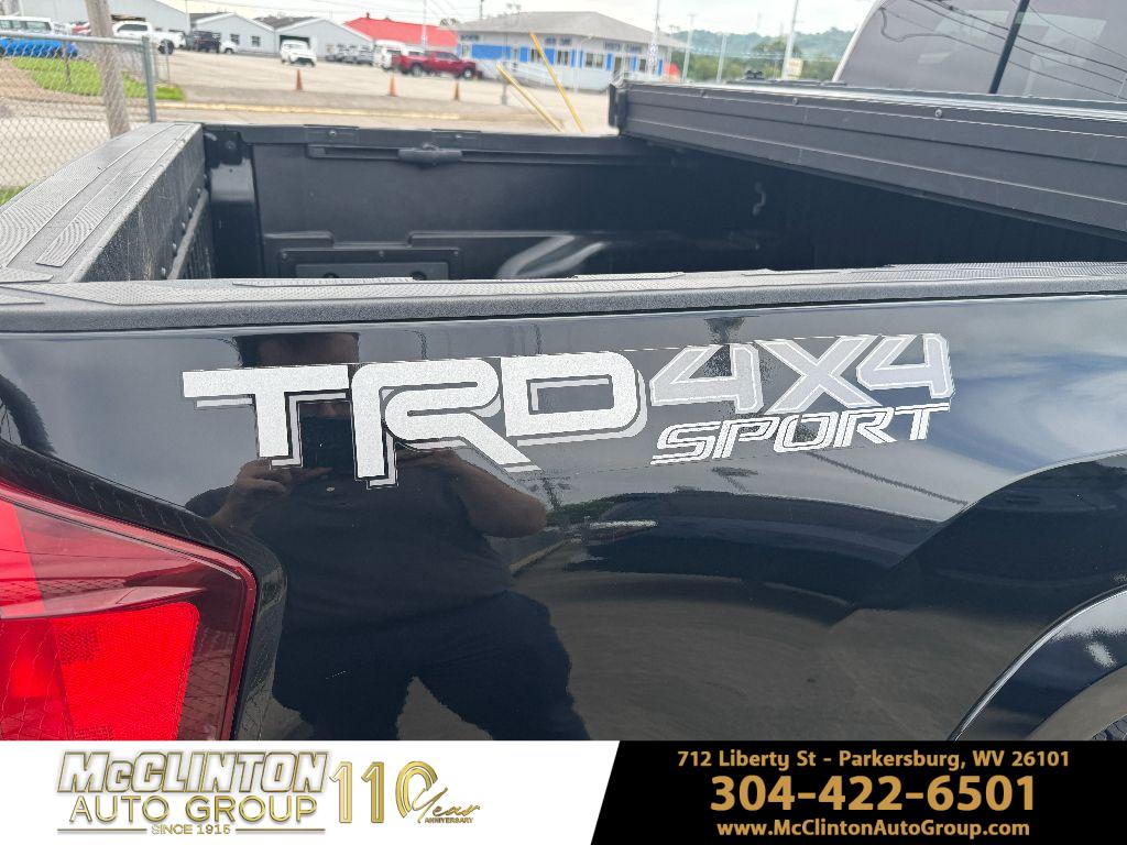 2018 Midnight Black Metallic Toyota Tacoma TRD Sport 4X4 Truck