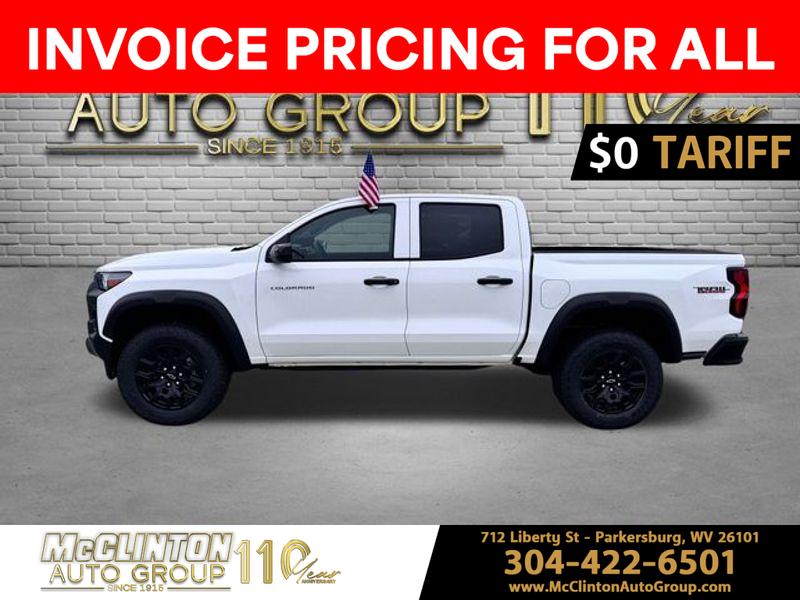 2025 Summit White Chevrolet Colorado 4WD Trail Boss 4X4 Truck
