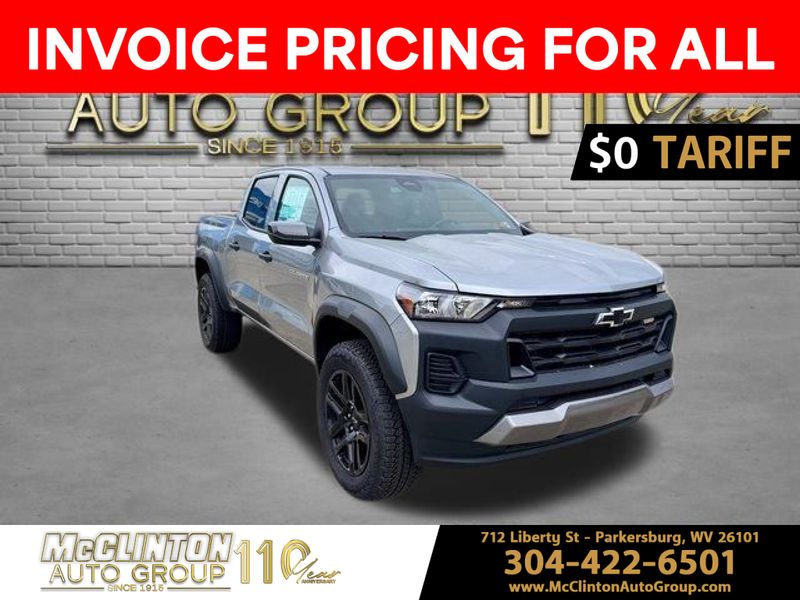 2025 Sterling Gray Metallic Chevrolet Colorado 4WD Trail Boss 4X4 Truck