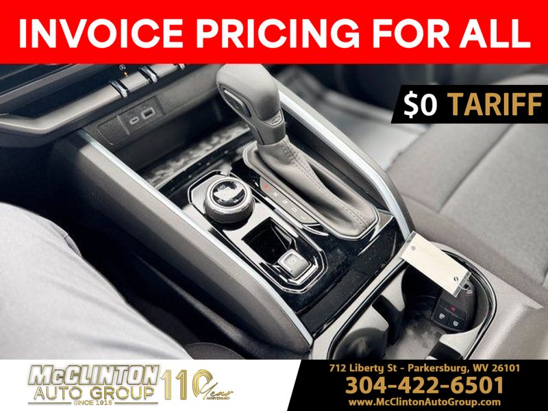 2025 Sterling Gray Metallic Chevrolet Colorado 4WD Trail Boss 4X4 Truck
