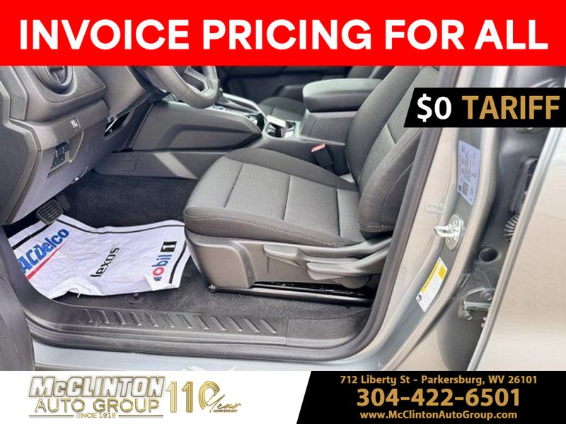 2025 Sterling Gray Metallic Chevrolet Colorado 4WD Trail Boss 4X4 Truck