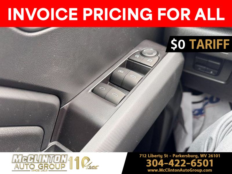 2025 Sterling Gray Metallic Chevrolet Colorado 4WD Trail Boss 4X4 Truck