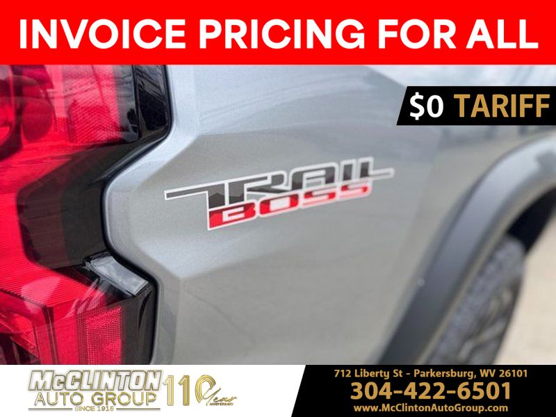 2025 Sterling Gray Metallic Chevrolet Colorado 4WD Trail Boss 4X4 Truck