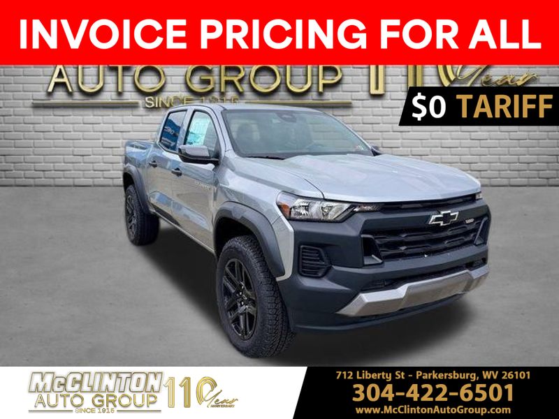 2025 Sterling Gray Metallic Chevrolet Colorado 4WD Trail Boss Truck