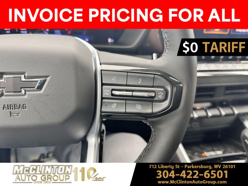 2025 Sterling Gray Metallic Chevrolet Colorado 4WD Trail Boss 4X4 Truck