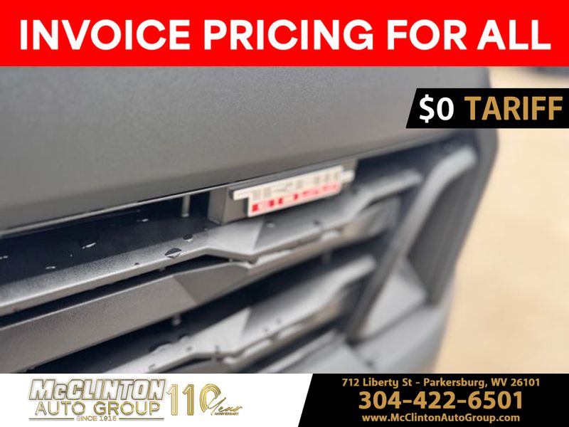 2025 Sterling Gray Metallic Chevrolet Colorado 4WD Trail Boss 4X4 Truck