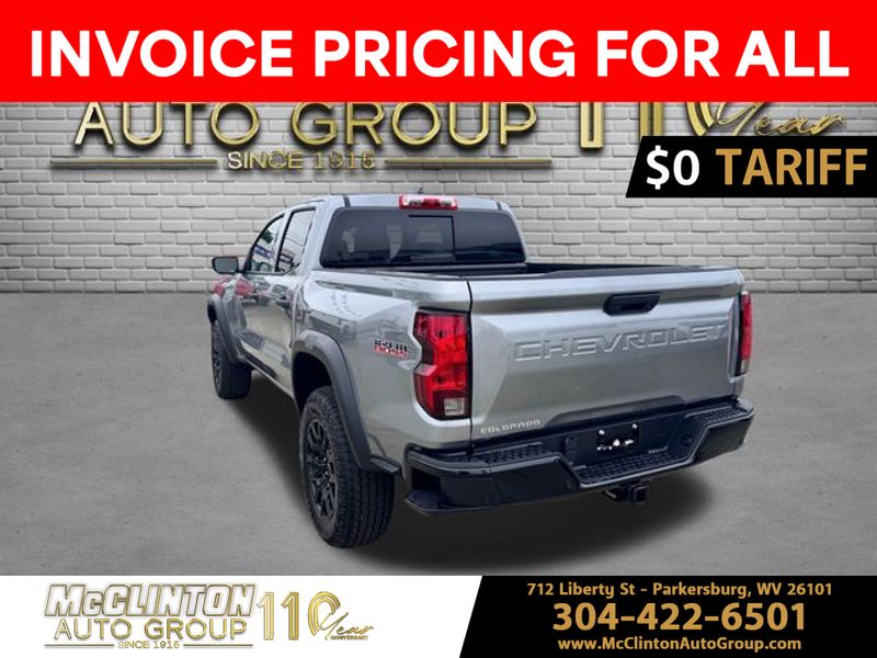 2025 Sterling Gray Metallic Chevrolet Colorado 4WD Trail Boss 4X4 Truck